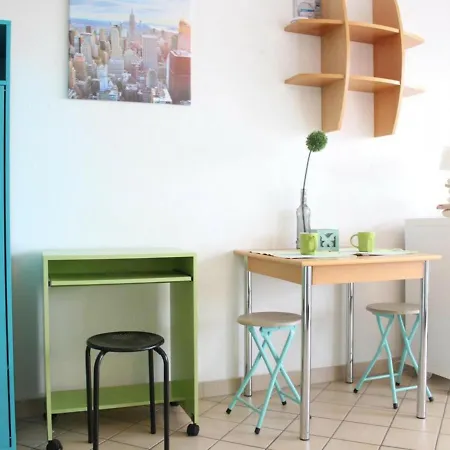 Studio La Rochelle, 1 Piece, 2 Personnes - Fr-1-246-234 Apartamento *