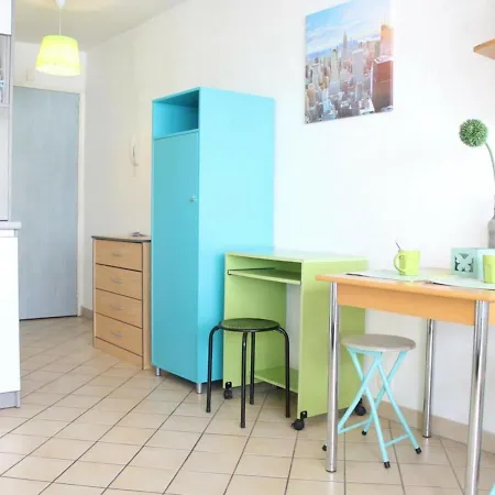 Apartamento Studio La Rochelle, 1 Piece, 2 Personnes - Fr-1-246-234 *